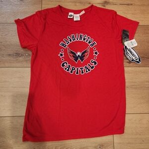 Washington Capitals NHL Women’s Red Marathon T Shirt Size L NWT